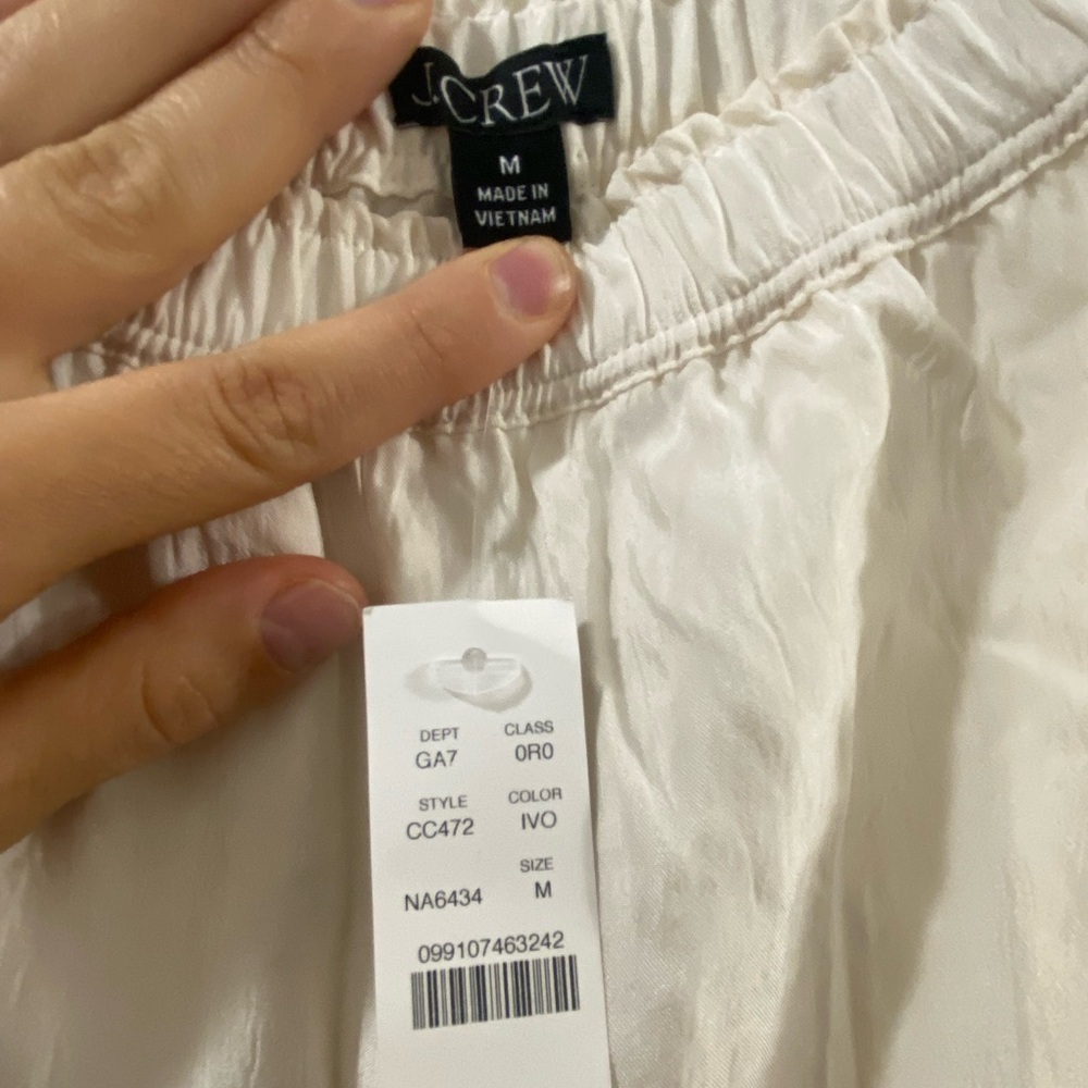 NWT J Crew Flowy, Lightweight White Cream Stratus Pant in Satin - Picture 2 of 8
